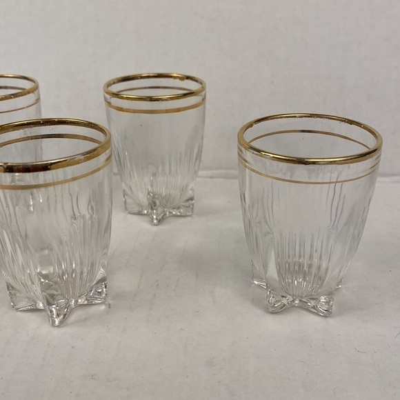 Vintage shot glass set of 7 double gold banding ribbed sides star shaped bottom - Picture 2 of 5